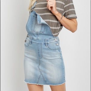 KanCan™ Light Wash Overall Skirt NWOT Size M